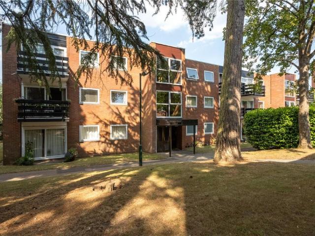 Flat for sale in Wake Green, West Midlands