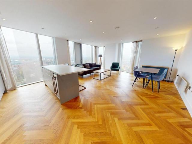Flat for sale in City Centre, Manchester
