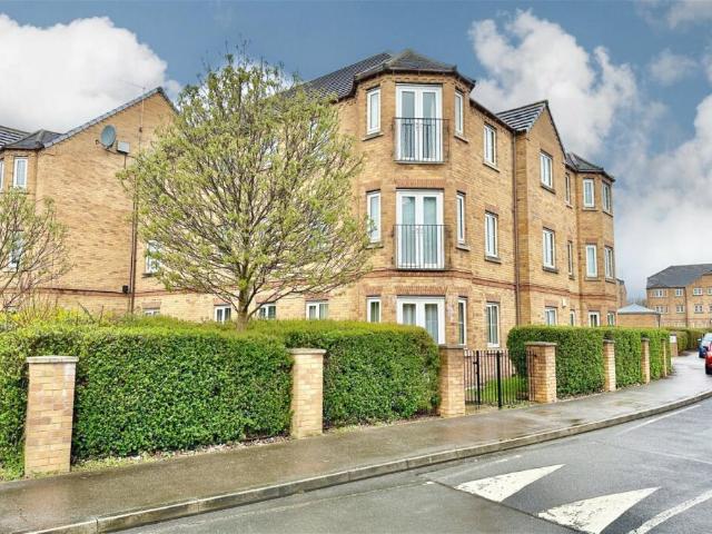 Flat for sale in Victoria Dock, Hull