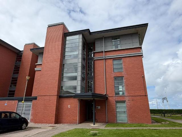 Flat for sale in Knowle, Blackpool