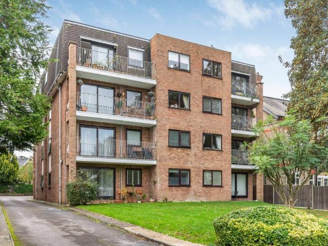 Flat for sale in Shortlands, Greater London