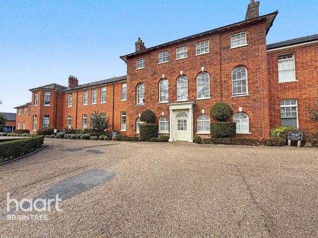 Flat for sale in Bocking, Braintree