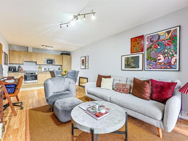 Flat for sale in Colindale, Isle Of Man