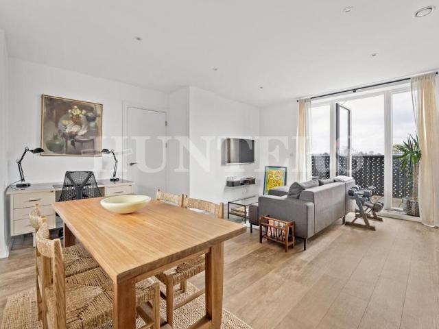 Flat for sale in Tottenham Hale, Greater London