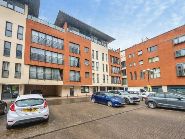 Flat for sale in Highgate, West Midlands