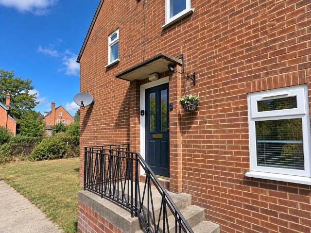 Flat for sale in Sunninghill and Ascot, Ascot