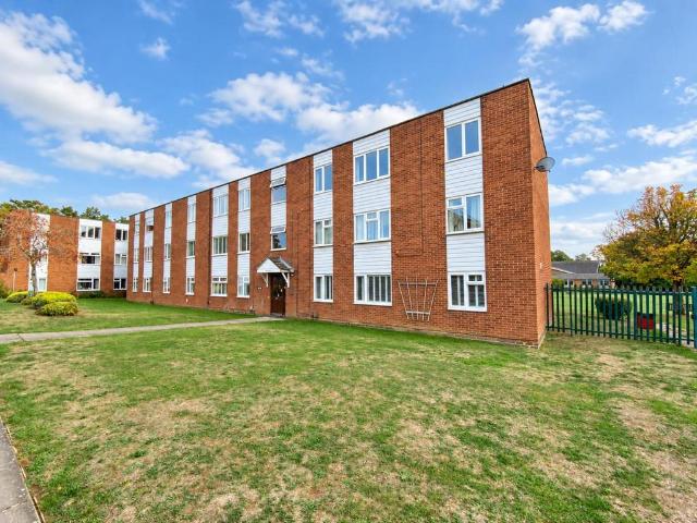 Flat for sale in New Duston, Duston