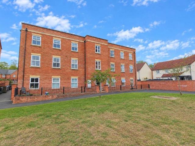 Flat for sale in Trowbridge