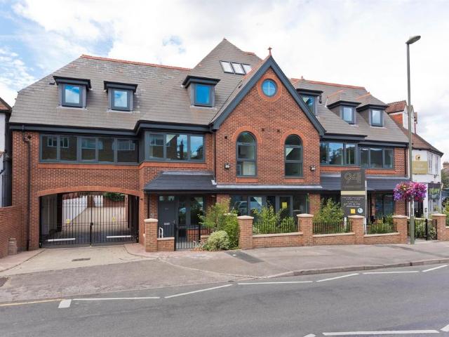 Flat for sale in Blackhills, Surrey