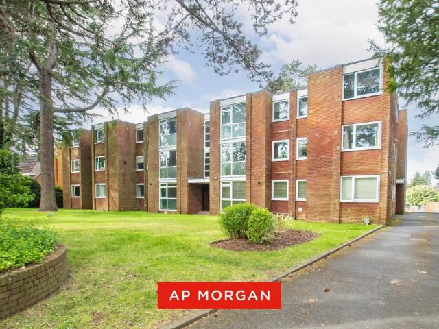 Flat for sale in Stourbridge, West Midlands