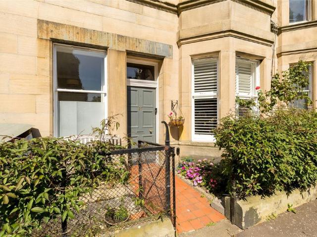 Flat for sale in Bruntsfield, Scotland