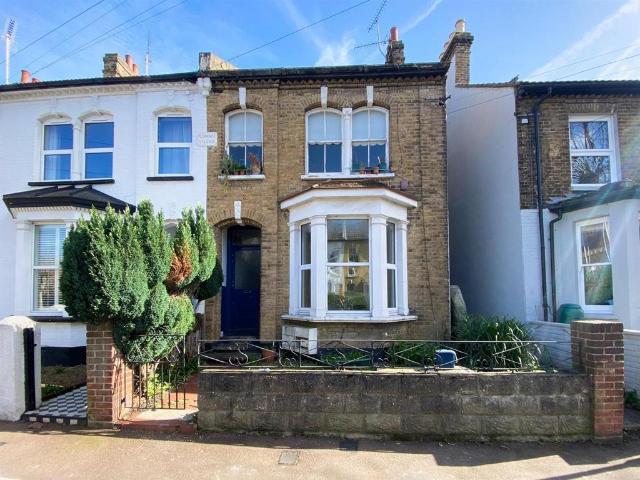 Flat for sale in Milton, Alton Barnes