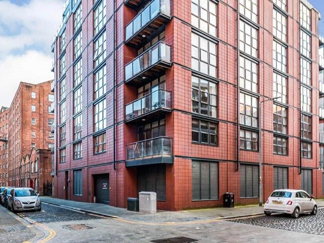 Flat for sale in Georgia, Greater Manchester