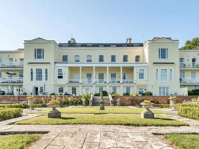 Flat for sale in Ashurst Bridge, Hampshire