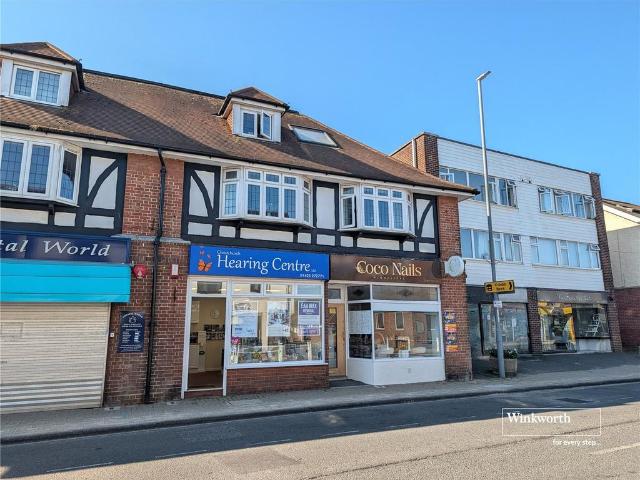 Flat for sale in Highcliffe