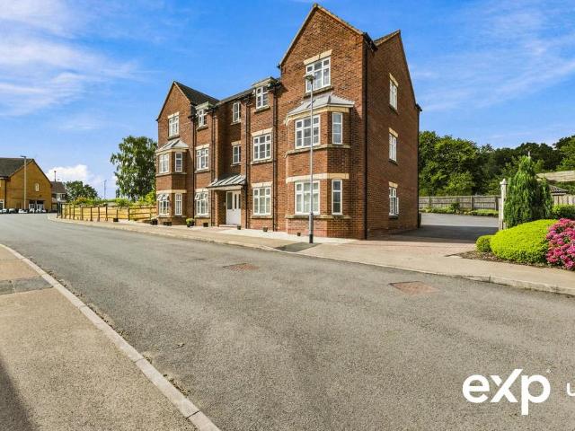 Flat for sale in Gedling, East Midlands