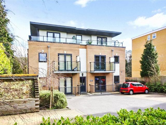 Flat for sale in Bournemouth