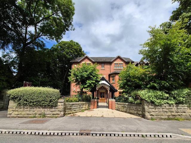Flat for sale in Clifton, Salford