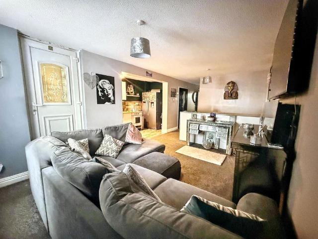 Flat for sale in Washington, Sunderland