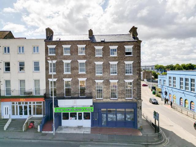 Flat for sale in Westbrook, Acol