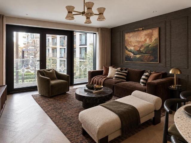 Flat for sale in St. George in the East, Greater London