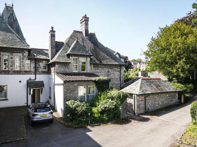 Flat for sale in Grange-over-sands
