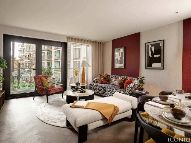 Flat for sale in St. George in the East, Wapping