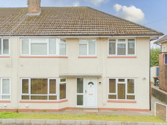 Flat for sale in Pye Corner, Newport
