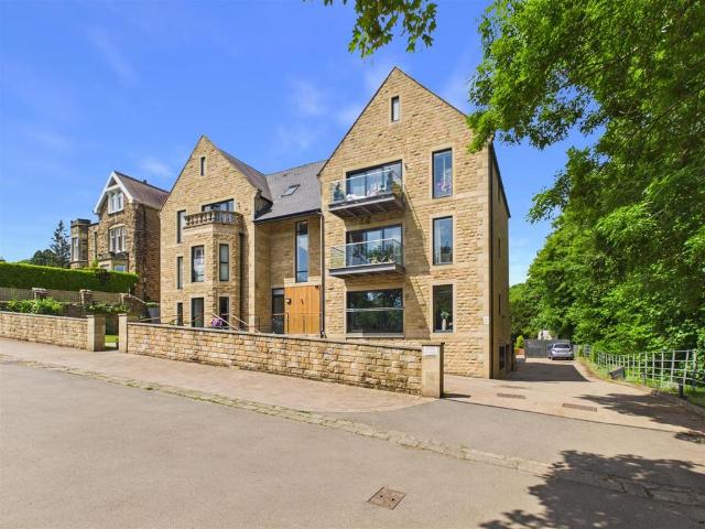 Flat for sale in Whirlow, South Yorkshire