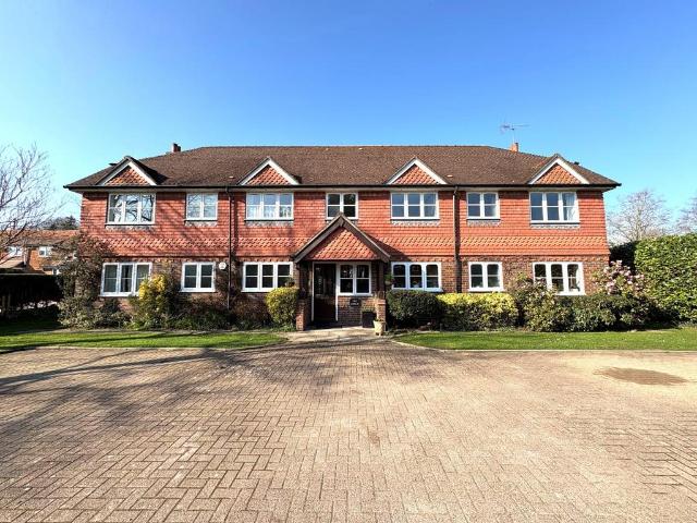 Flat for sale in Mount Pleasant, Fole