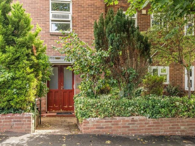 Flat for sale in St Leonards, Watergate