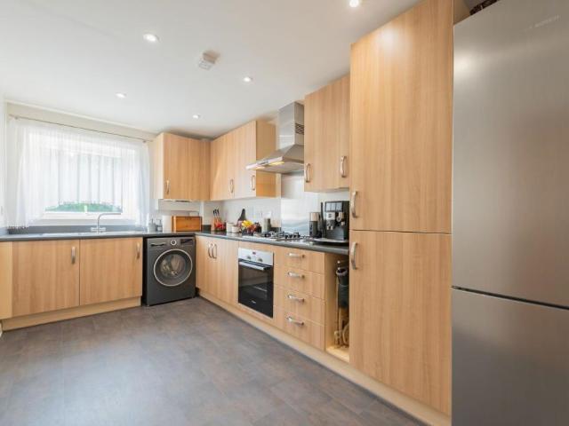 Flat for sale in Potters Way, Peterborough