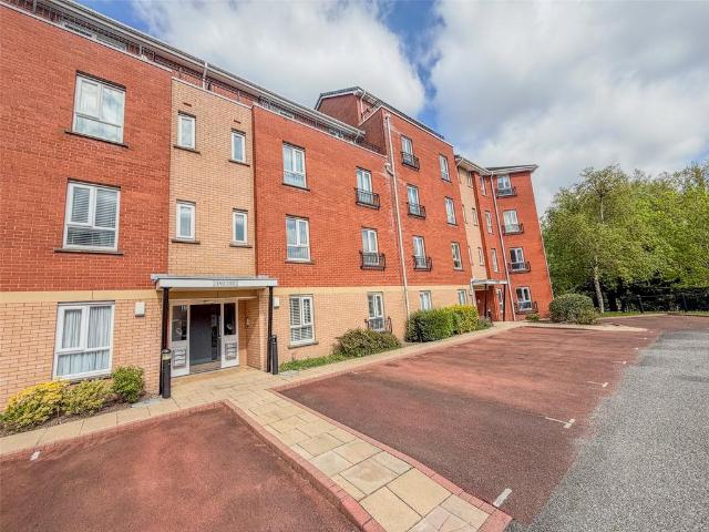 Flat for sale in Waterfront, Calderstones