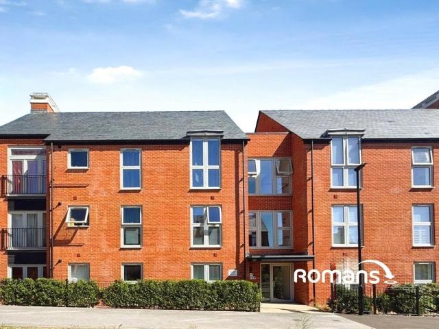 Flat for sale in Headbourne Worthy, Hampshire