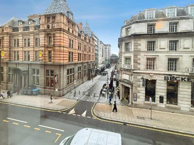 Flat for sale in West Yorkshire