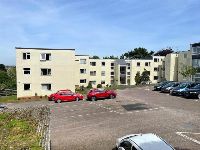 Flat for sale in St Loyes, Watergate