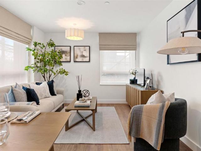 Flat for sale in Old Town, Shephall