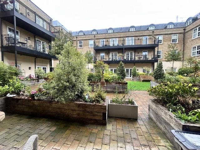 Flat for sale in Sherborne, East Dorset