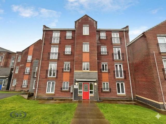 Flat for sale in Stoke, Stoke-on-Trent
