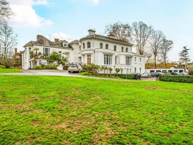 Flat for sale in Denham, Buckinghamshire