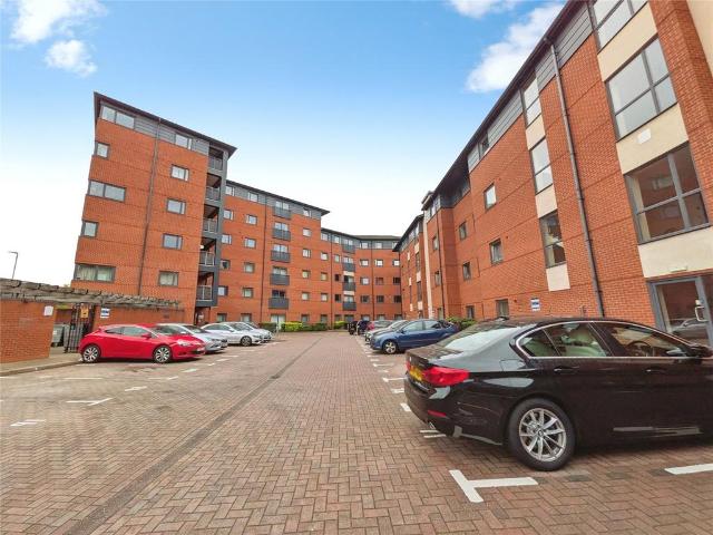 Flat for sale in Springfield, Wolverhampton