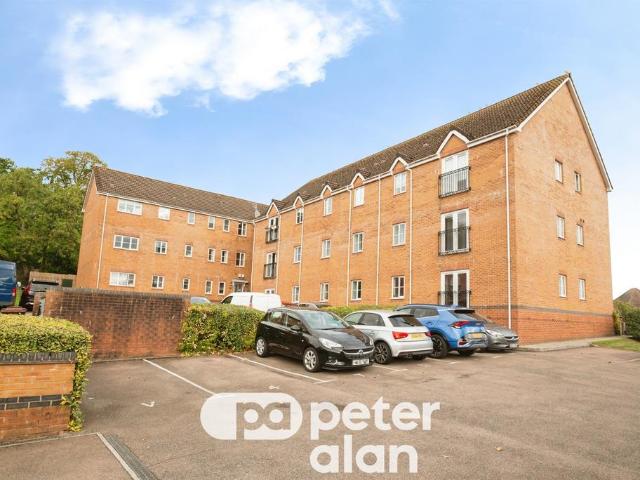 Flat for sale in Bishpool, Newport