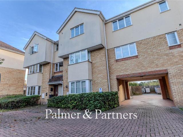 Flat for sale in Combs Ford, Bedingfield