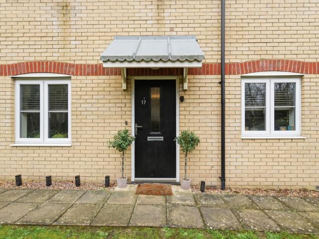 Flat for sale in Duton Hill, Essex