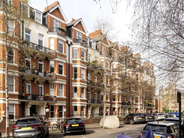 Flat for sale in Kensal Town, Maida Vale