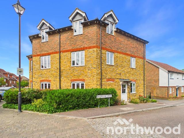 Flat for sale in Bridgefield, Kent