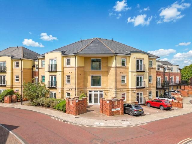 Flat for sale in South Gosforth, Tyne And Wear