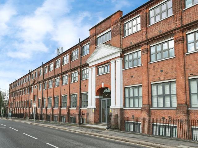 Flat for sale in Holywell Estate, North Watford