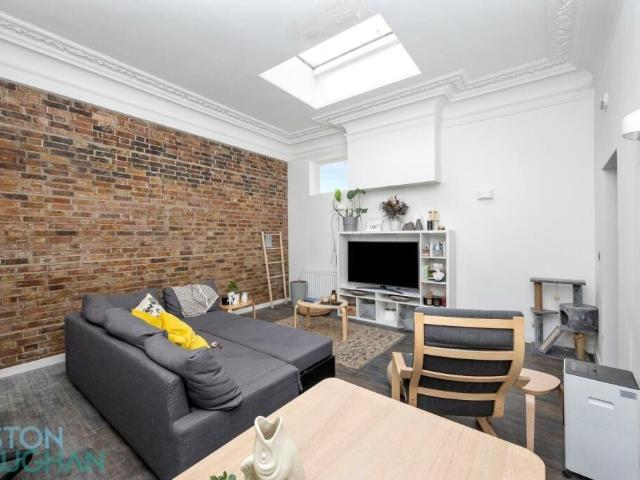 Flat for sale in Kemptown, Brighton