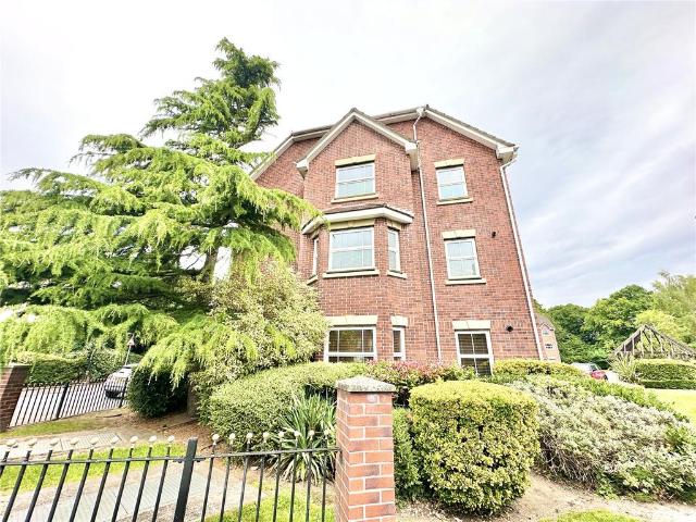 Flat for sale in Timperley, Timperley Flat for sale in Timperley, Timperley